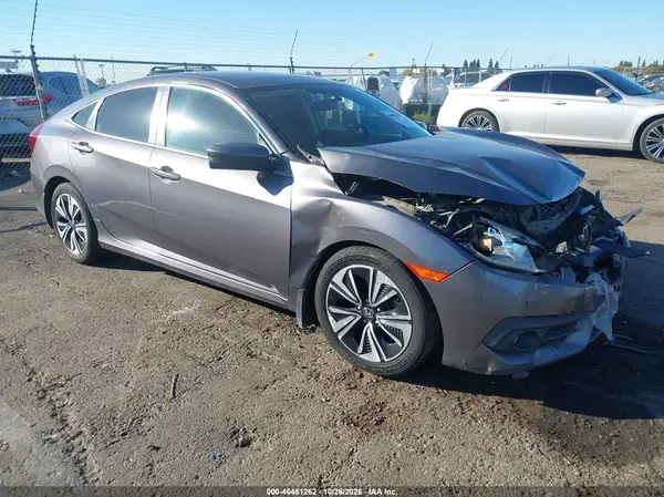 19XFC1F38HE207201 2017 HONDA CIVIC - Image 1
