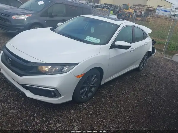 19XFC1F38KE000637 2019 HONDA CIVIC - Image 2