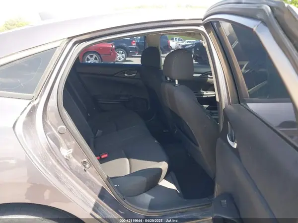 19XFC1F38KE011489 2019 HONDA CIVIC - Image 8
