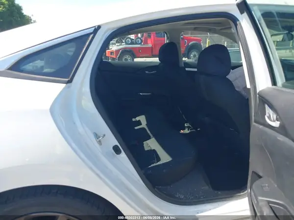 19XFC1F38KE200725 2019 HONDA CIVIC - Image 8
