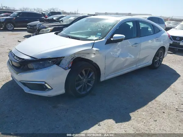 19XFC1F38KE200790 2019 HONDA CIVIC - Image 2