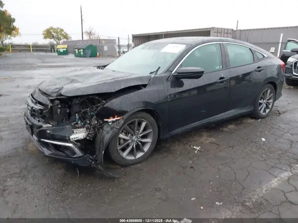 19XFC1F38KE208064 2019 HONDA CIVIC - Image 2