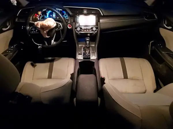 19XFC1F38KE208078 2019 HONDA CIVIC - Image 8