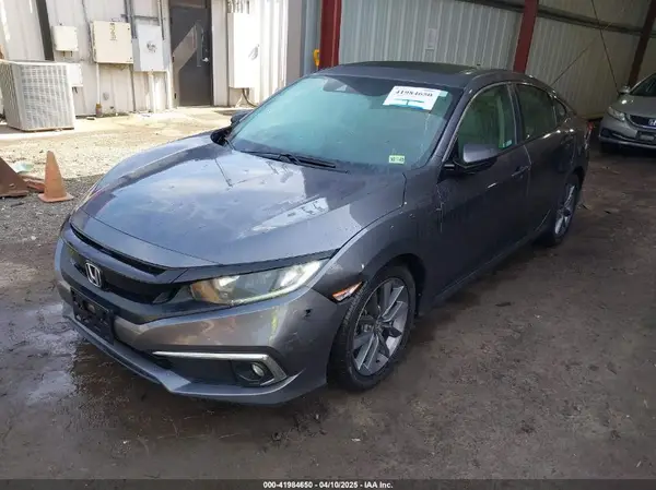 19XFC1F38LE001868 2020 HONDA CIVIC - Image 2