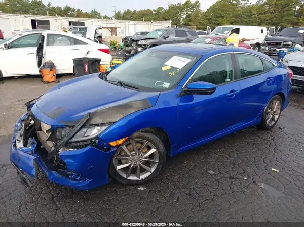 19XFC1F38LE214738 2020 HONDA CIVIC - Image 2
