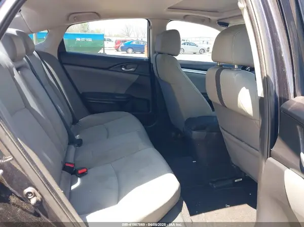 19XFC1F39GE028048 2016 HONDA CIVIC - Image 8