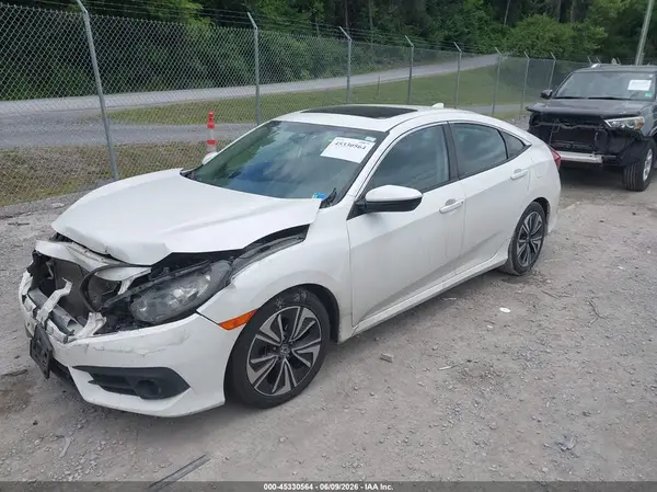 19XFC1F39GE220621 2016 HONDA CIVIC - Image 2