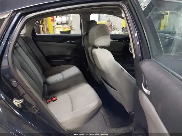19XFC1F39HE006018 2017 HONDA CIVIC - Image 8