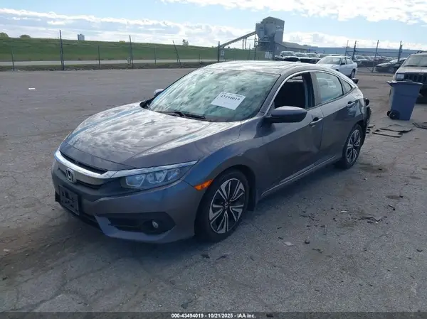 19XFC1F39HE006617 2017 HONDA CIVIC - Image 2