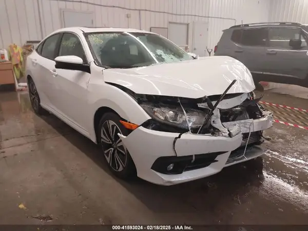 19XFC1F39HE030030 2017 HONDA CIVIC - Image 1