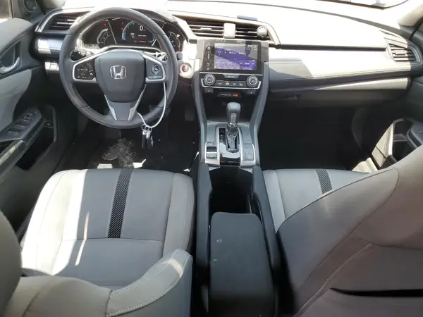 19XFC1F39HE200189 2017 HONDA CIVIC - Image 8