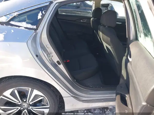 19XFC1F39HE205554 2017 HONDA CIVIC - Image 8