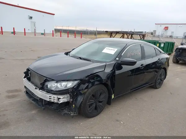 19XFC1F39JE000144 2018 HONDA CIVIC - Image 2