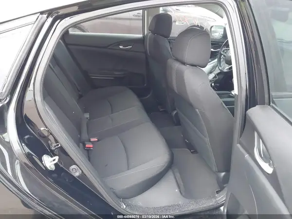 19XFC1F39JE000144 2018 HONDA CIVIC - Image 8