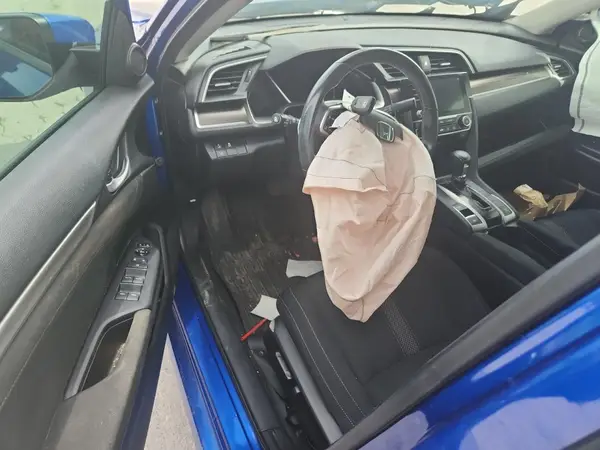 19XFC1F39KE004454 2019 HONDA CIVIC - Image 8