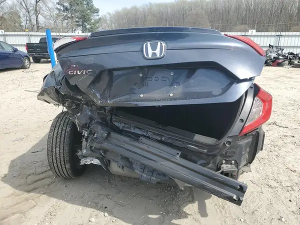 2019 HONDA CIVIC auction photo 6
