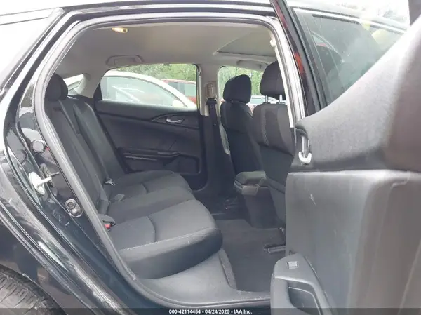 19XFC1F39KE017866 2019 HONDA CIVIC - Image 8