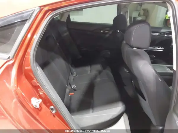 19XFC1F39KE205528 2019 HONDA CIVIC - Image 8