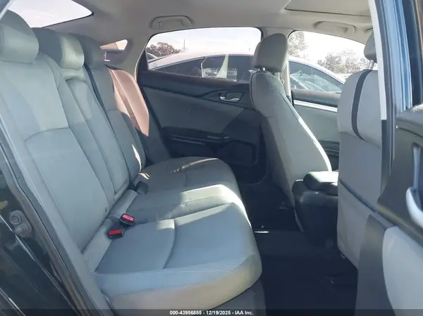 19XFC1F39KE214875 2019 HONDA CIVIC - Image 8