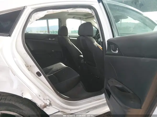 19XFC1F39LE001118 2020 HONDA CIVIC - Image 8