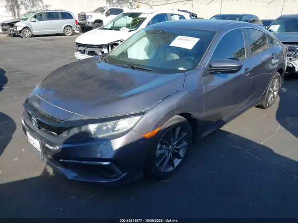 19XFC1F39LE208429 2020 HONDA CIVIC - Image 2