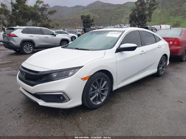 19XFC1F39LE213761 2020 HONDA CIVIC - Image 2