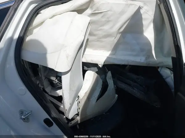 19XFC1F39ME205080 2021 HONDA CIVIC - Image 8