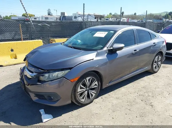 19XFC1F3XGE205156 2016 HONDA CIVIC - Image 2