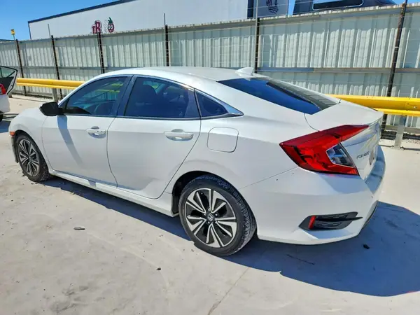 19XFC1F3XGE206744 2016 HONDA CIVIC - Image 2