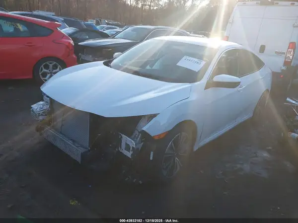 19XFC1F3XGE208977 2016 HONDA CIVIC - Image 2