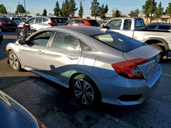19XFC1F3XGE216884 2016 HONDA CIVIC - Image 2