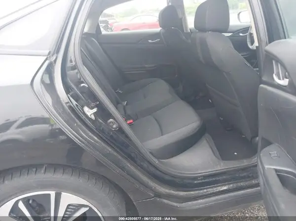 19XFC1F3XHE203652 2017 HONDA CIVIC - Image 8