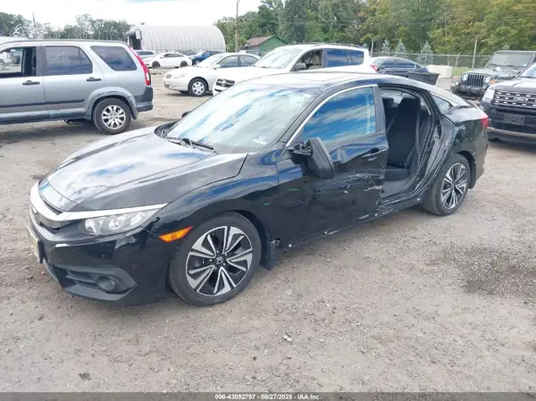 19XFC1F3XHE207930 2017 HONDA CIVIC - Image 2