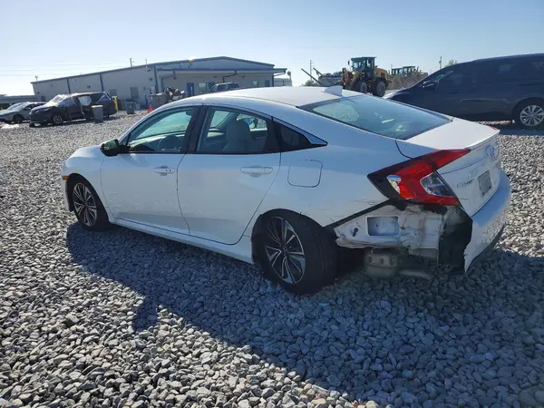 19XFC1F3XJE201910 2018 HONDA CIVIC - Image 2