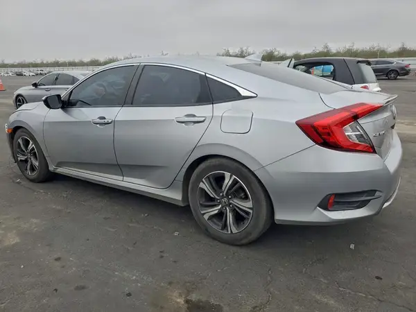 19XFC1F3XKE017780 2019 HONDA CIVIC - Image 2