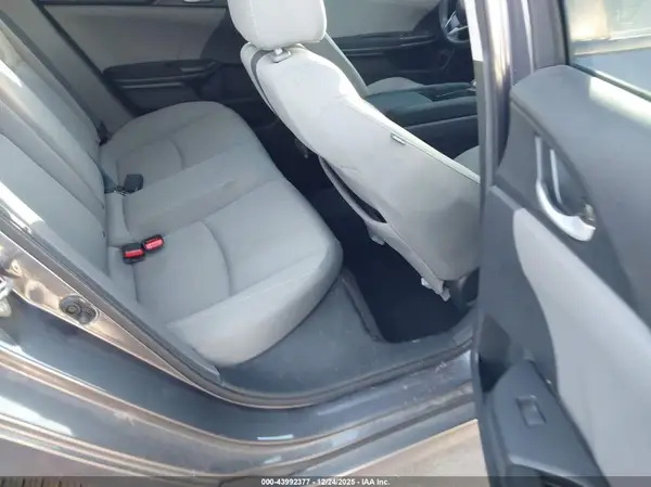 19XFC1F3XKE019612 2019 HONDA CIVIC - Image 8