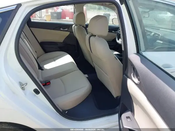 19XFC1F3XLE024455 2020 HONDA CIVIC - Image 8