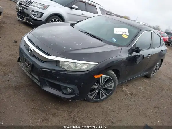 19XFC1F42HE009190 2017 HONDA CIVIC - Image 2