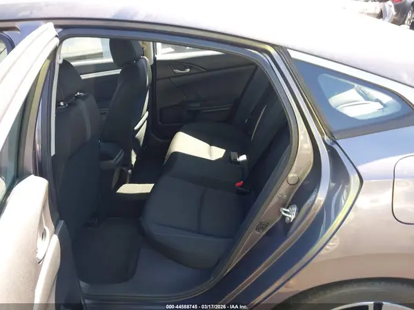 19XFC1F42HE211320 2017 HONDA CIVIC - Image 8