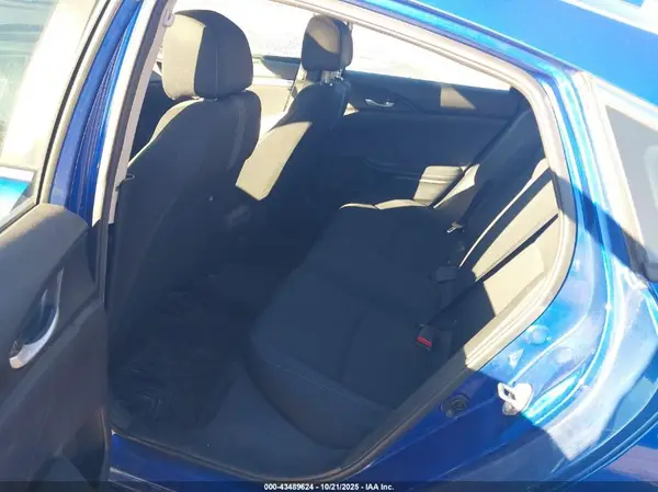 19XFC1F43GE209414 2016 HONDA CIVIC - Image 8