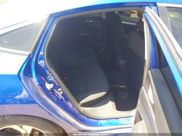 19XFC1F46GE016013 2016 HONDA CIVIC - Image 8