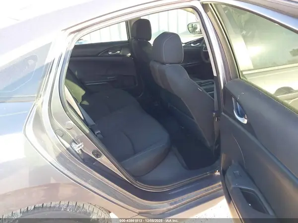 19XFC1F46HE024341 2017 HONDA CIVIC - Image 8