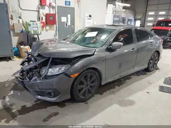 19XFC1F47GE002220 2016 HONDA CIVIC - Image 2