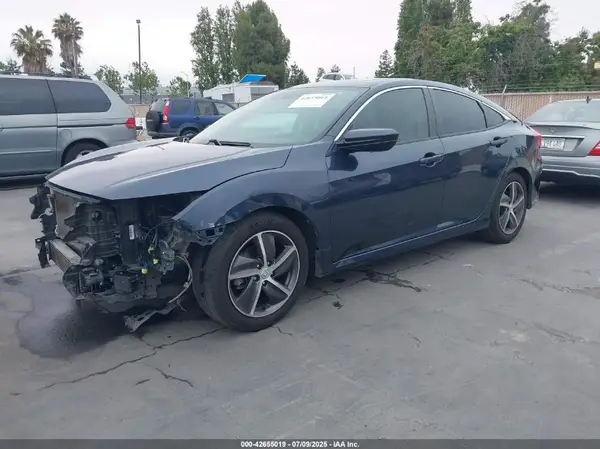 19XFC1F47HE214262 2017 HONDA CIVIC - Image 2
