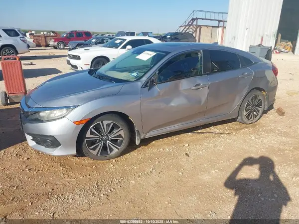 19XFC1F49HE018260 2017 HONDA CIVIC - Image 2