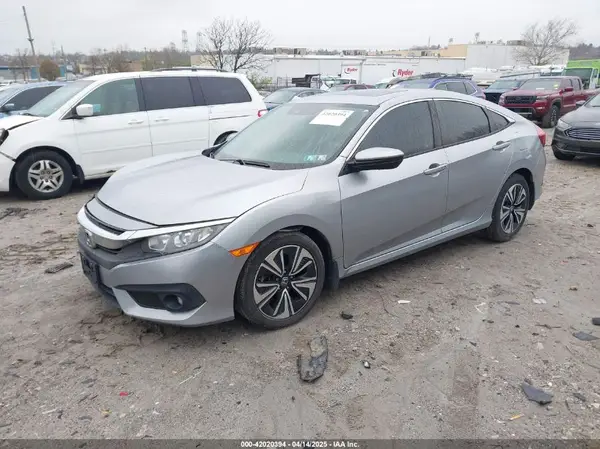19XFC1F49HE030201 2017 HONDA CIVIC - Image 2