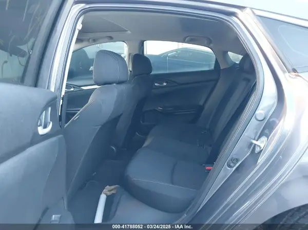 19XFC1F49HE214389 2017 HONDA CIVIC - Image 8