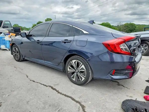 19XFC1F70GE011514 2016 HONDA CIVIC - Image 2