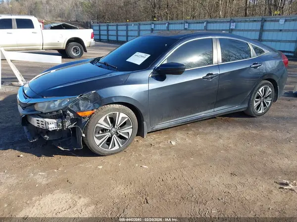 19XFC1F70GE020178 2016 HONDA CIVIC - Image 2