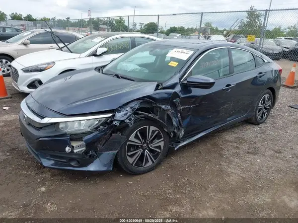 19XFC1F70GE039569 2016 HONDA CIVIC - Image 2